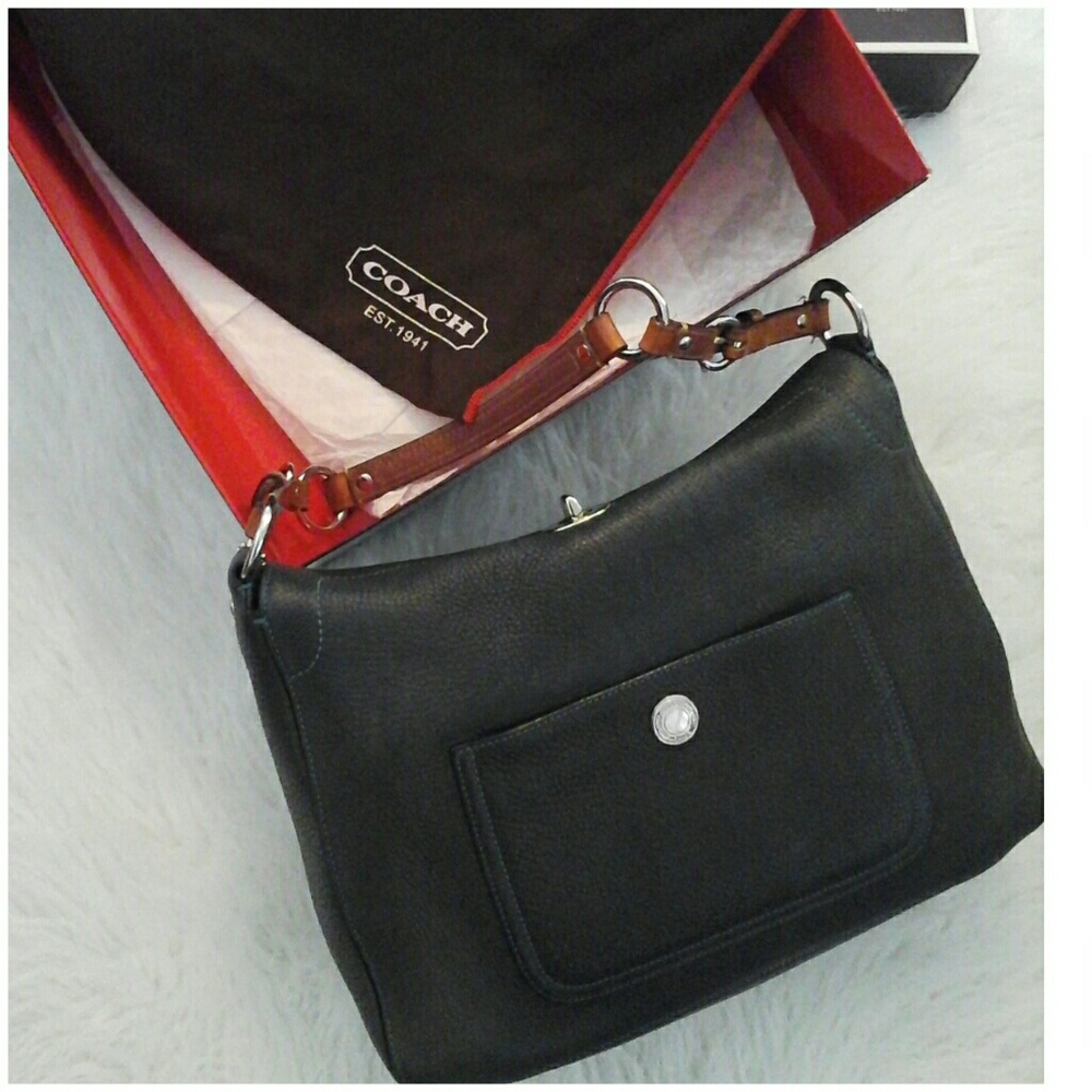 Black Coach Purse - Picture 2 of 8